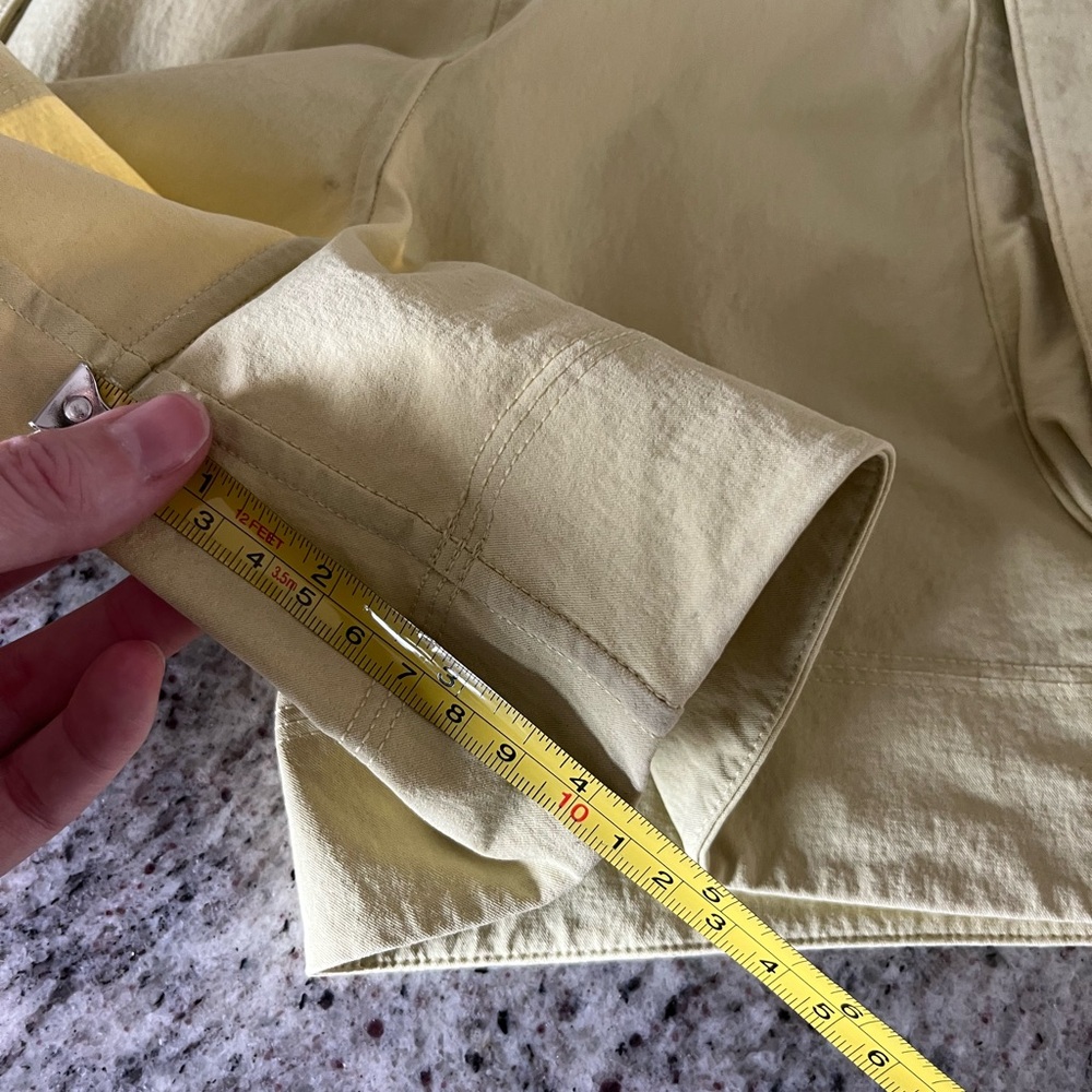 Lululemon Relaxed-Fit Super-High-Rise Cargo Short 4" - Picture 10 of 16